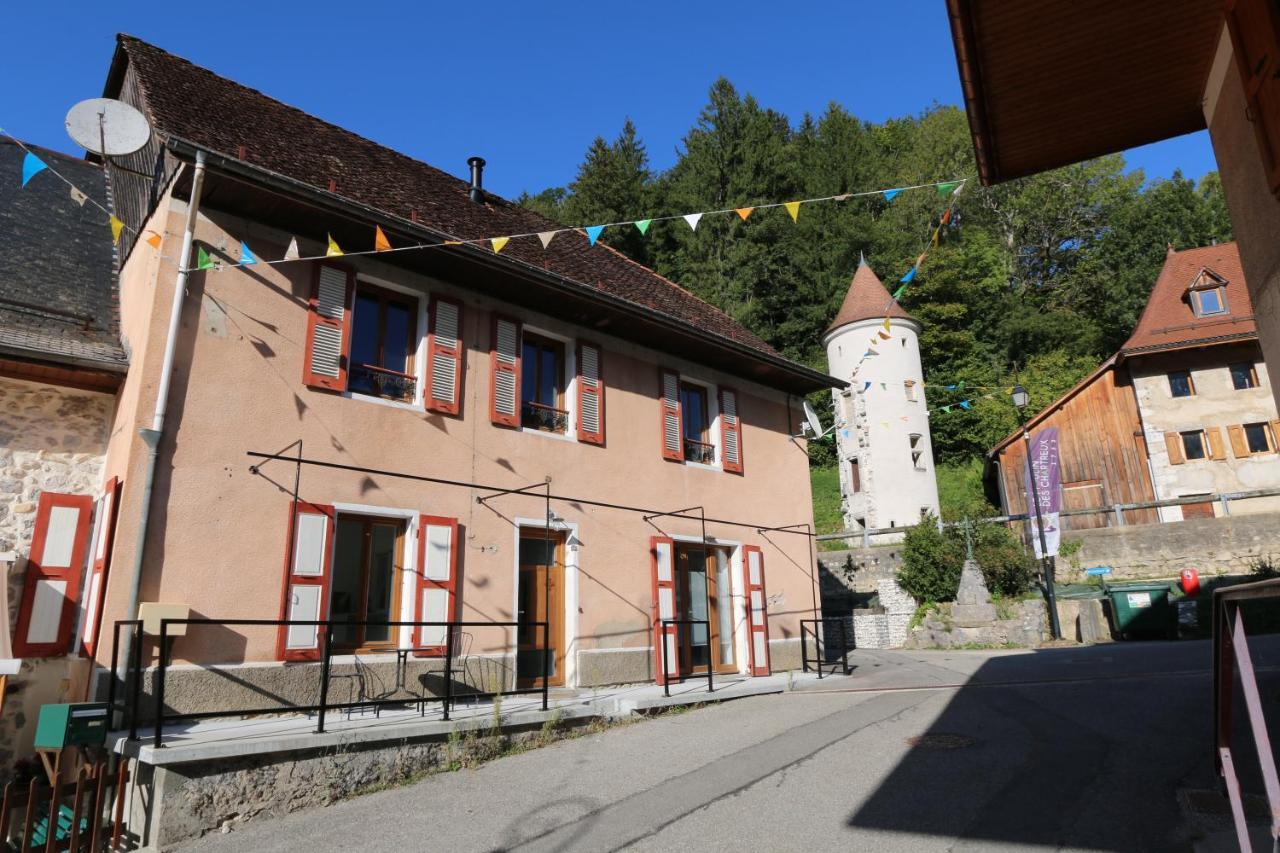 Le Postillon Rez Saint-Pierre-d'Entremont (Savoie) Exterior foto